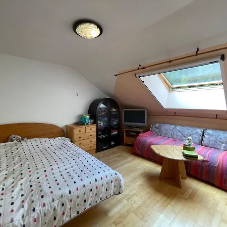 Hétvégi ház Einhornhaus Schottwien